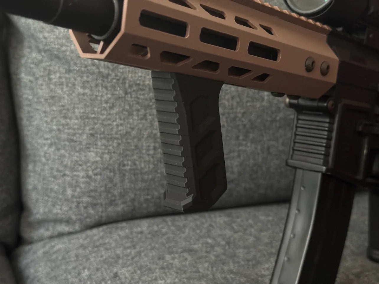 EMPUÑADURA AR15 - (M-LOK)